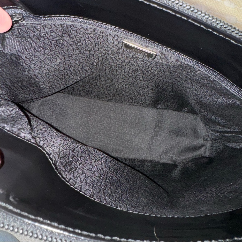 Gianni Versace vintage black patent leather tote shoulder bag silver hardware - Picture 8 of 16